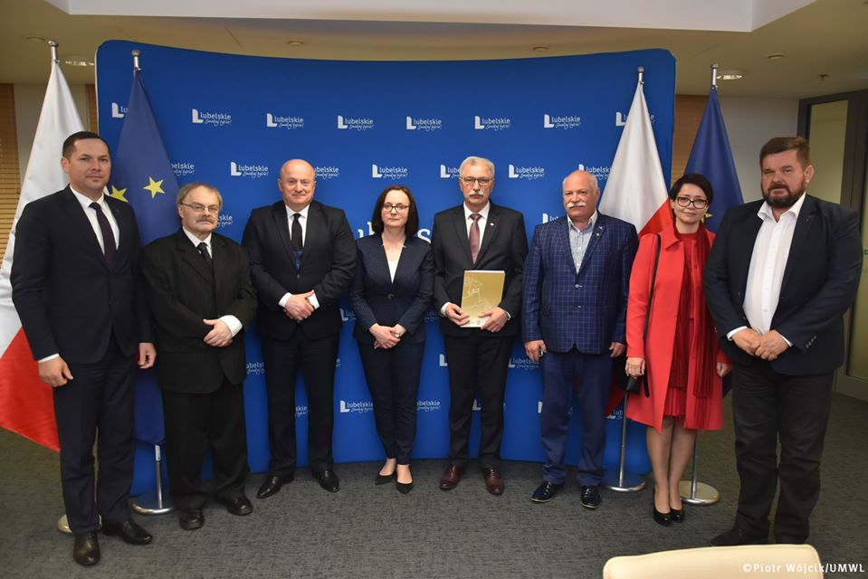 Kolejne umowy na roboty budowlane dotyczące obiektów służących rehabilitacji, w związku z potrzebami osób niepełnosprawnych, z wyjątkiem rozbiórki tych obiektów, zostały podpisane