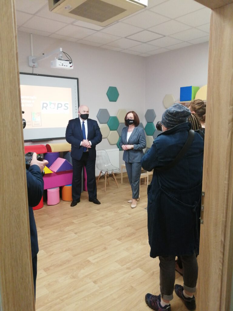 Od lewej: Marszałek Województwa Lubelskiego Jarosław Stawiarski oraz Dyrektor ROPS Lublin Małgorzata Romanko