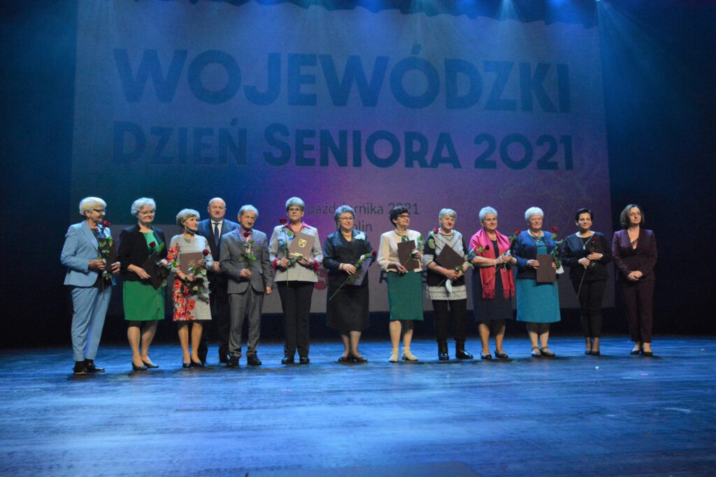 Zdjęcie grupowe - Aktywny Senior