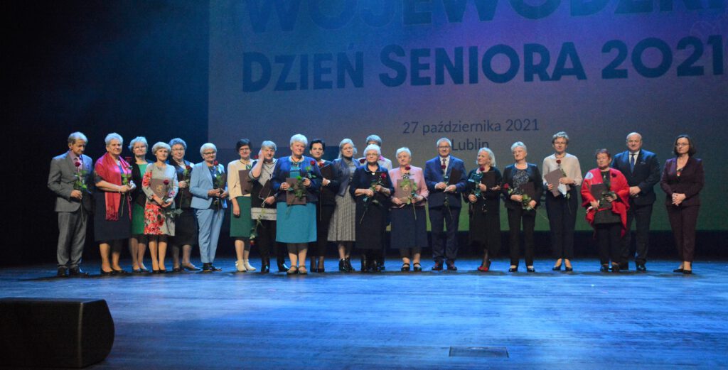 Zdjęcie grupowe - Aktywny Senior