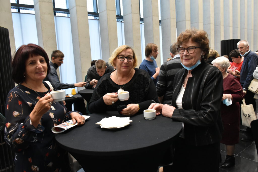 Zdjęcia z wojewódzkiego dnia seniora 2021