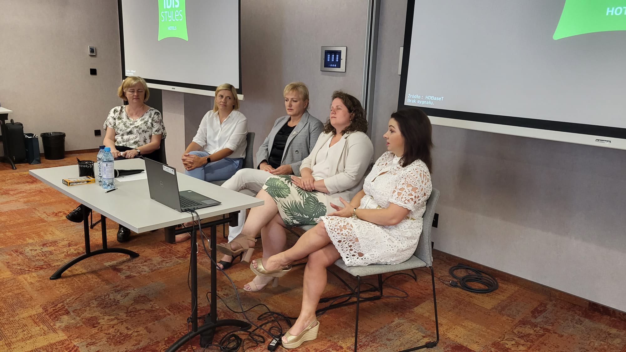 DWUDNIOWE SZKOLENIE WARSZTATOWE PODNOSZĄCE WIEDZĘ Z ZAKRESU PROCESU DEINSTYTUCJONALIZACJI I ROLI ROPS W JEGO WDRAŻANIU. 