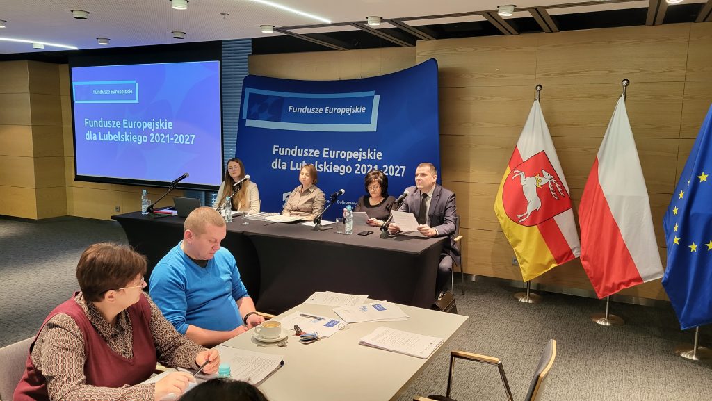 Szkolenie dla Regionalnego Ośrodka Polityki Społecznej w Lublinie i 36 partnerów w zakresie realizacji projektu strategicznego pn. Polityka Senioralna EFS + w ramach Działania 8.5 programu Fundusze Europejskie dla Lubelskiego 2021-2027